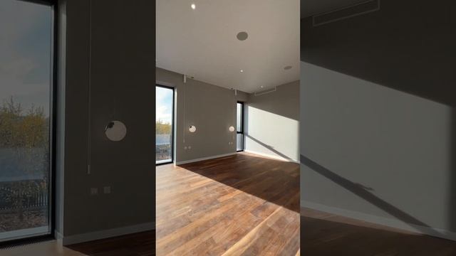 Лот 92808 — Продажа коттеджа в КП Agalarov Estate ● Новорижское шоссе, 23 км ● 950 м², 33 сотки
