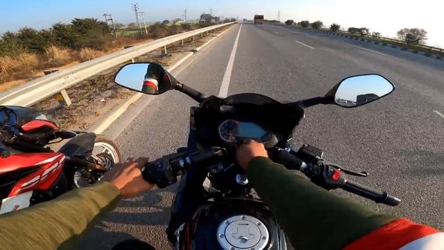 Pulsar Ns 200 Bs6 Vs Pulsar 220F Bs6 Highway Top End Race || Must Watch смотреть онлайн