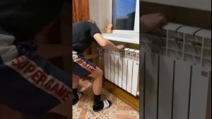 УСТАНОВКА РАДИАТОРА ОТОПЛЕНИЯ В КВАРТИРЕ