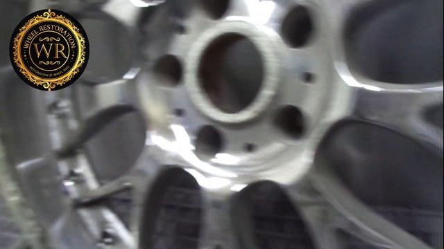 Удаление хрома с центров составных дисков, зеркальная полировка полок. смотреть онлайн