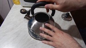 Как я удаляю накипь лимонной кислотой. Кухня холостяка.