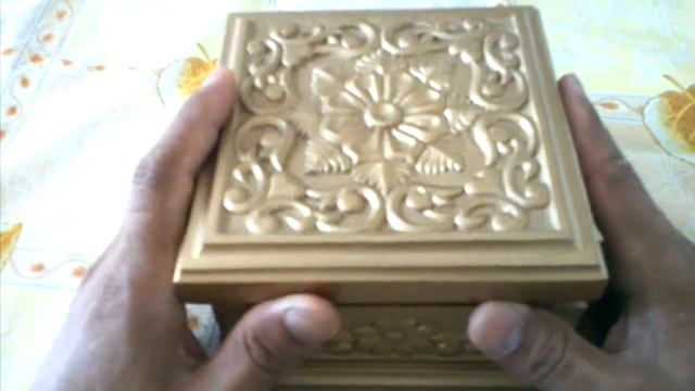 РЕЗНАЯ ШКАТУЛКА РУЧНАЯ РАБОТА