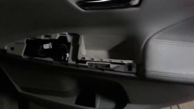 Toyota Venza разборка задней обшивки (карты) двери смотреть онлайн