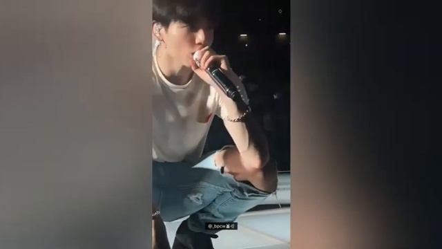 Чигуки (Jikook) - Боль стекала по венам вниз смотреть онлайн