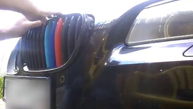 Как снять ноздри (грили) с BMW F10. How to remove grills смотреть онлайн