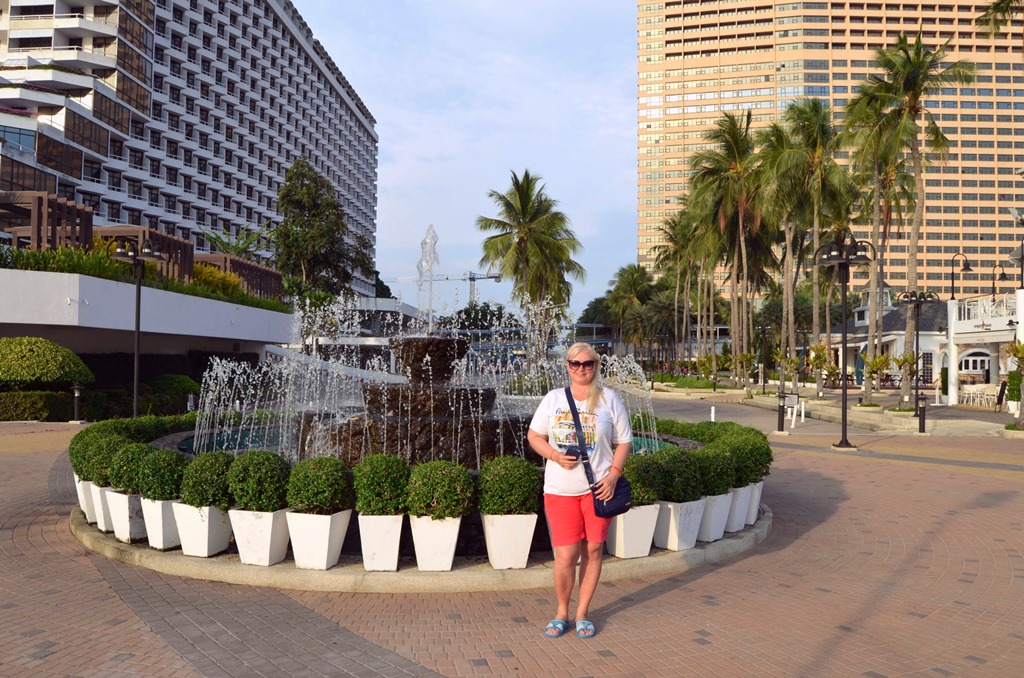 Территория отеля Амбассадор в Паттайе,  май 2019