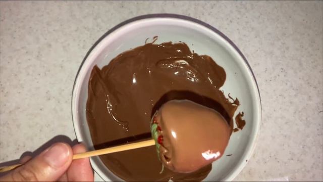 Клубника в шоколаде. Қазақша рецепт. Шоколадты құлпынай