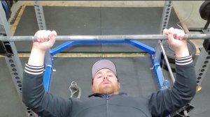 How To Keep Your Wrist Straight While Benching - Bulldog Grip & Wrist Wraps