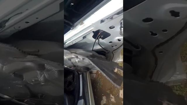 Мерседес C Class ремонт двери (не отрывается снаружи) часть 2 смотреть онлайн