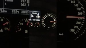 VW Phaeton Long W12 Acceleration