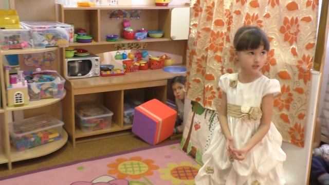 Сюжетно-ролевая игра Театр Группа 4 (дети 5-6 лет) смотреть онлайн