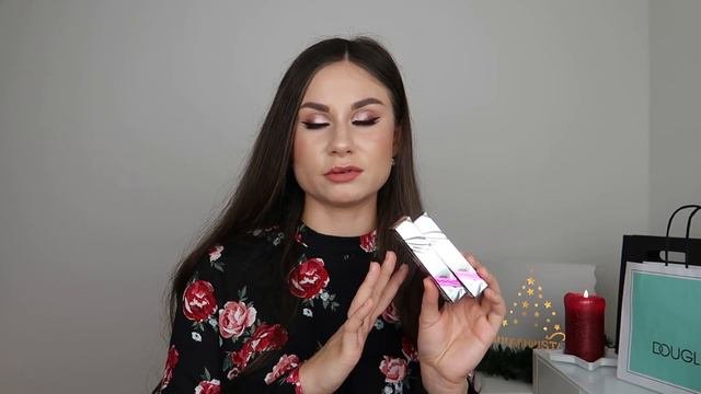 Покупки косметики Chanel, Mac Cosmetics