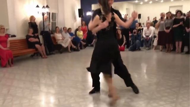 Червонов Евгений и Ростова Наталья: выступление на милонге «Libertad 4 года» 9 апреля 2022г. смотреть онлайн