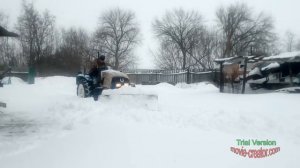 Чистка снега трактором Донг Фенг 240 з самодельным отвалом 2018