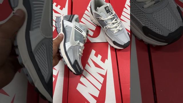 кроссовки Nike Air Zoom Vomero 5 Wolf Grey смотреть онлайн