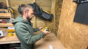 DEWALT DCW210N-XJ 125MM 18V LI-ION XR BRUSHLESS CORDLESS RANDOM ORBITAL SANDER - REVIEW