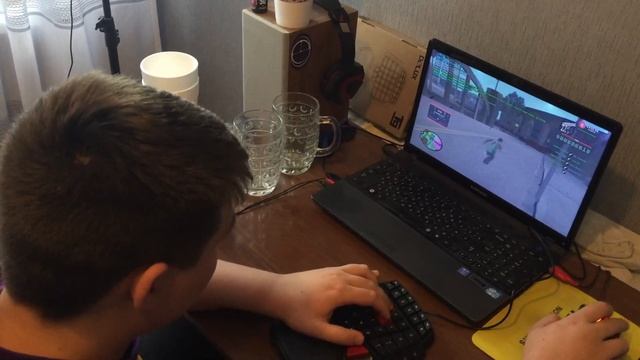 ПЫТАЮСЬ НАБИТЬ 20 ФРАГОВ НА КАПТЕ В GTA SAMP НА МИНИ-КЛАВИАТУРЕ + НА СЛАБОМ НОУТБУКЕ! смотреть онлайн