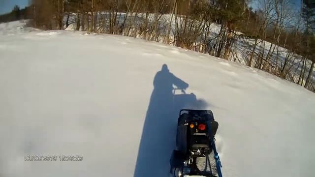 Мотобуксировщик Барс Партизан по заснеженному полю смотреть онлайн