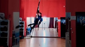 _SoVa_ Swinging Flying Chinese Pole 2 Подвесной  Пилон