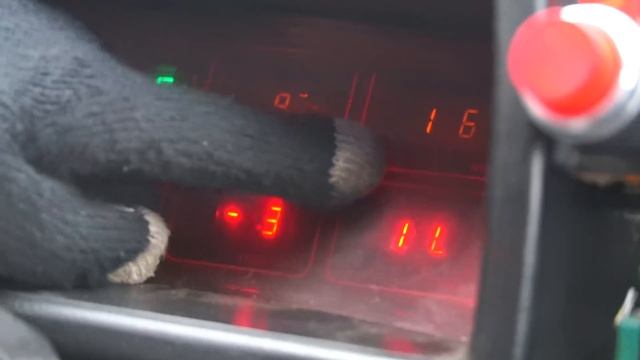 Стал бомжом на 24 часа! Как выжить в помойке? смотреть онлайн