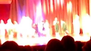 В каждом маленьком ребёнке танец .