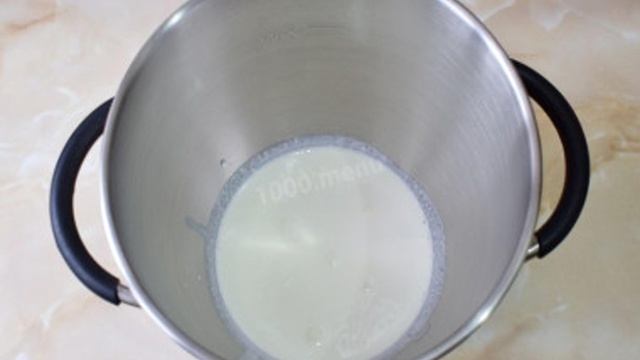 Крем со сливками и вареной сгущенкой для торта