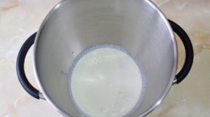 Крем со сливками и вареной сгущенкой для торта
