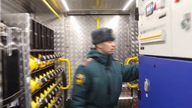 Автомобиль газодымозащитной службы на шасси КАМАЗ смотреть онлайн