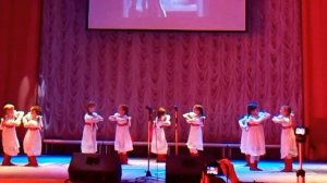 не АВТОРСКИЙ,повторен с оригинального танца Музыкального театра "Браво". "Месяц - дружок" )