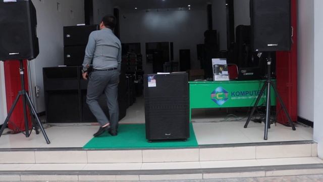 Speaker portabel 18inc 3way system dan 600W Bismarck BSX 12 W18 смотреть онлайн