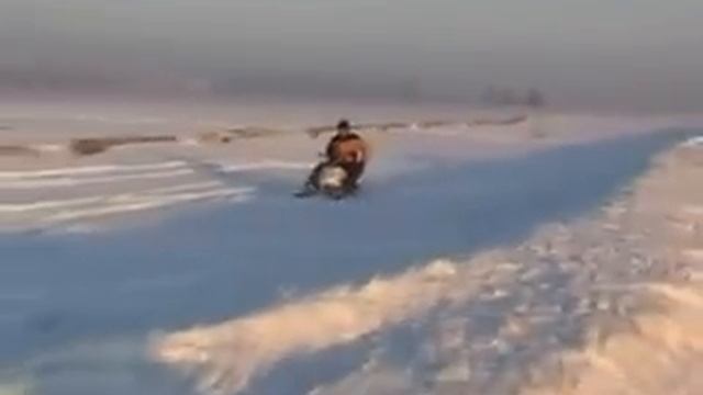 Скорость на Миниснегоход Пегас часть 2.avi смотреть онлайн