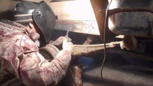 Ремонт  прогнившего участка рамы УАЗ -3303