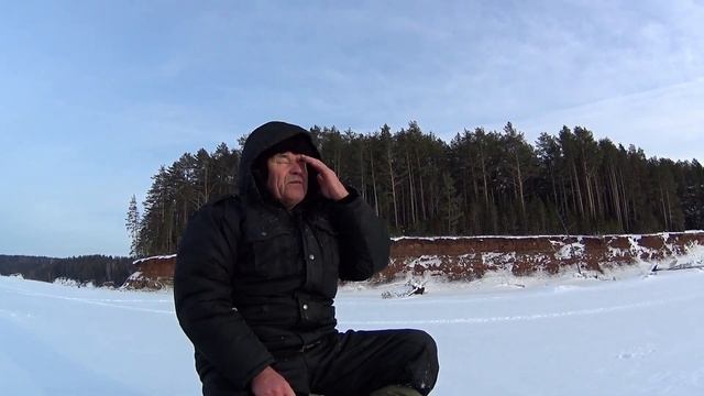 ЗИМНЯЯ РЫБАЛКА НА ОКУНЯ.СУПЕР СНАСТЬ -ПРОСТАЯ И УЛОВИСТАЯ!ЛОВЛЯ ОКУНЯ НА МОРМЫШКУ И ОТВОДНОЙ ПОВОДО смотреть онлайн