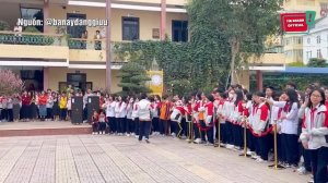 Phát hiện ngôi 'TRƯỜNG CẤP 2' mà ở đó đâu đâu cũng thấy những 'IDOL TIKTOK' | Tin Nhanh Official