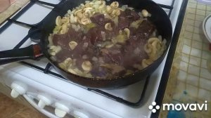 Свинная печень в сметане. Рецепт.