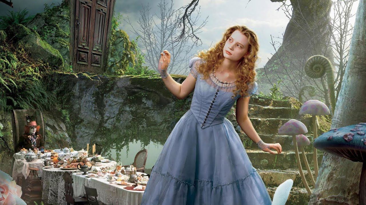 Алиса в стране чудес фото из фильма