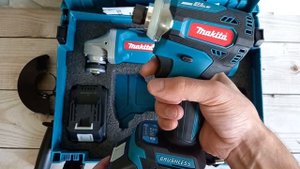 Винтовёрт ударный Makita болгарка Ушм Makita набор Makita 2 в 1 аккумуляторный. Аналог MAKITA