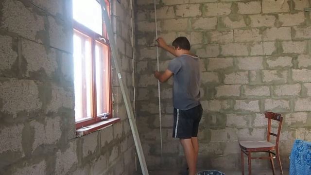 Как установить маяки для штукатурки стен смотреть онлайн