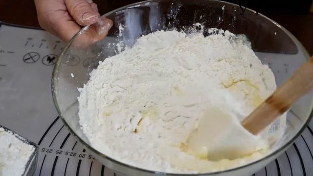 Гора ПОНЧИКОВ из простых продуктов / Воздушные Творожные Шарики на Скорую Руку