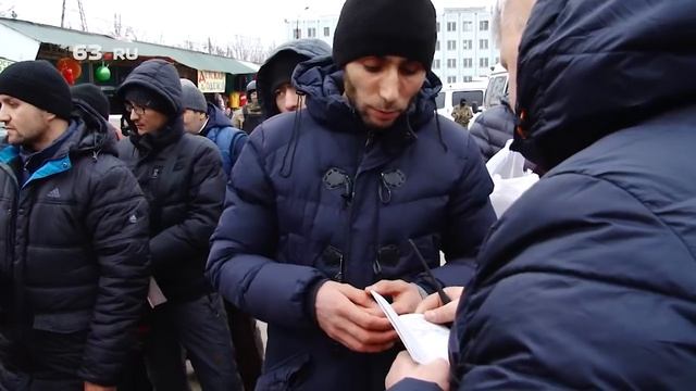 Ловили мигрантов на Кировском смотреть онлайн