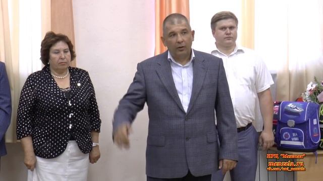 Первая линейка в Мензелинске традиционно прошла в специальной школе интернате VIII типа