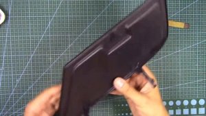 Ремонт крышки дополнительного бардачка Форд