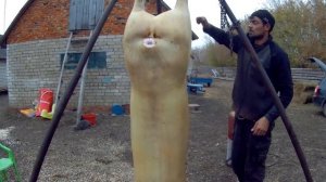 CКОЛЬКО МЯСА ОТ СВИНЬИ ?ЗА ГОД?Зарезали свинью ДЮРКА! Правильный разруб и опаливание туши свиньи.?