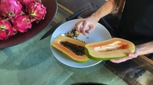 Как едят экзотические фрукты?