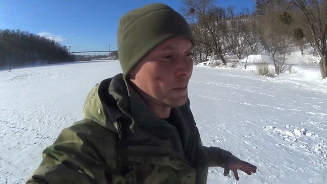 Строю дом из снега и льда на реке / Иглу смотреть онлайн