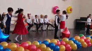 Танец рок-энд-ролл ? ? на прощание с Азбукой 1 "В" класс.2020г.январь Школа 12 г.Каспийск