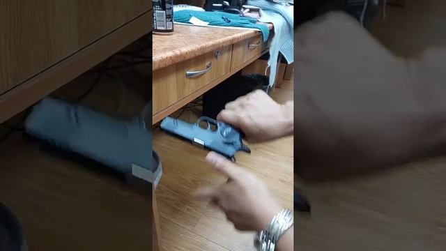 Металлическая Зажигалка пистолета Colt 818 Goverment. Турбо пламя. смотреть онлайн