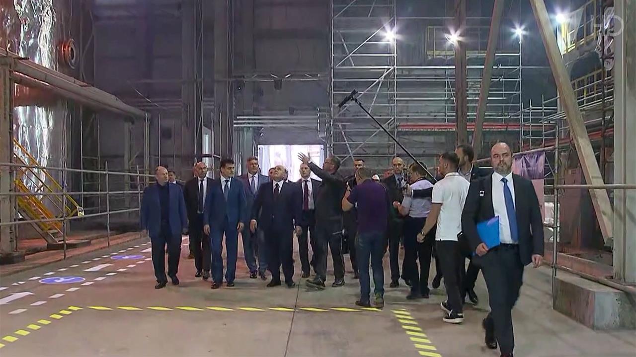 Михаил Мишустин отметил работу Надеждинского металлургического завода по повышению экологичности