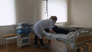 Укладывание пациента в положении Симса