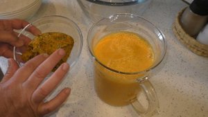 Готовлю ПОЛЕЗНЫЙ и ВКУСНЫЙ сироп из ОБЛЕПИХИ ! БЕЗ ВАРКИ ! ОБЛЕПИХА на ЗИМУ !
